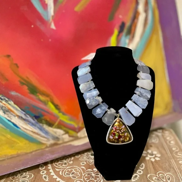 Made in the Deep South Statement Necklace - Picture 3 of 7